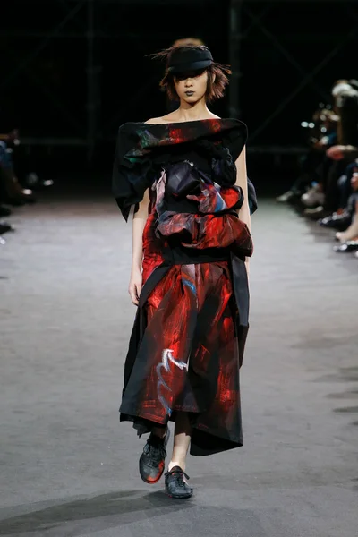 Look 37